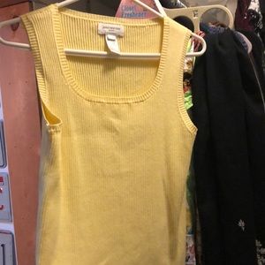 Jones New York Yellow ribbed tank and jacket set.